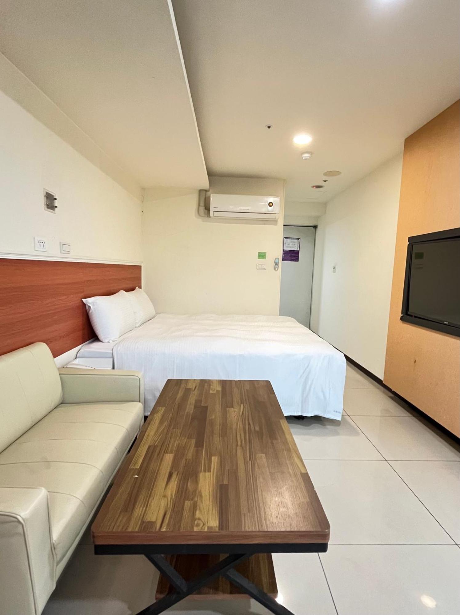 E Lim Hotel Zhongli Extérieur photo