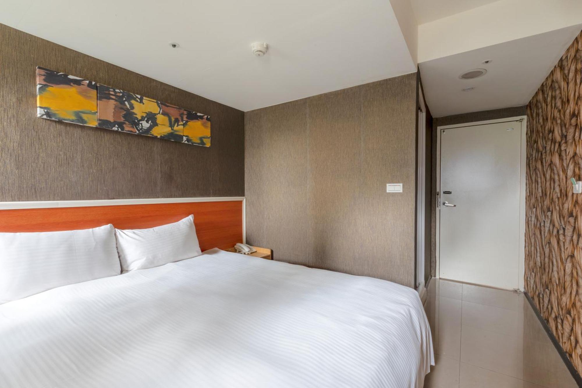 E Lim Hotel Zhongli Extérieur photo