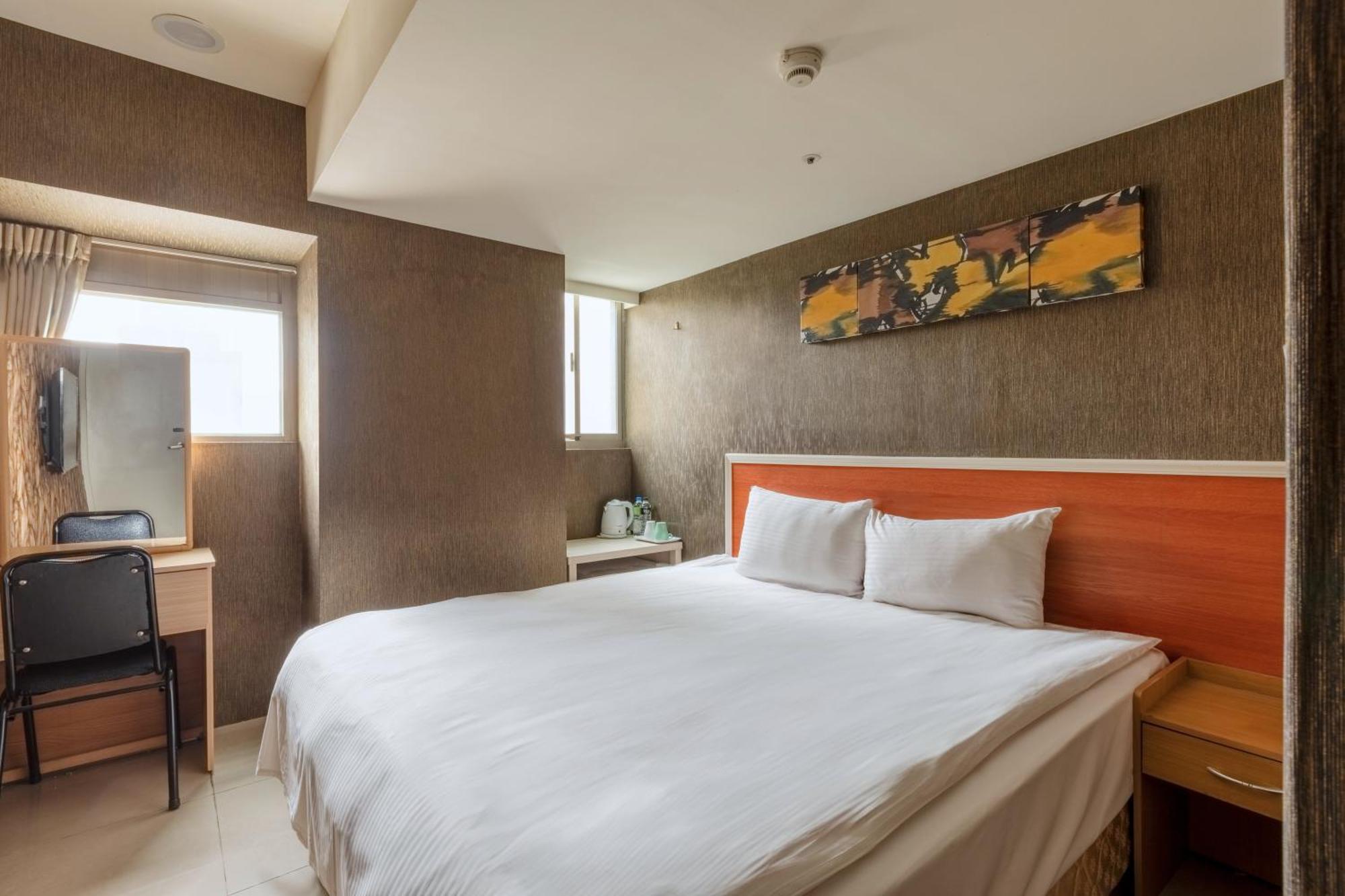 E Lim Hotel Zhongli Extérieur photo