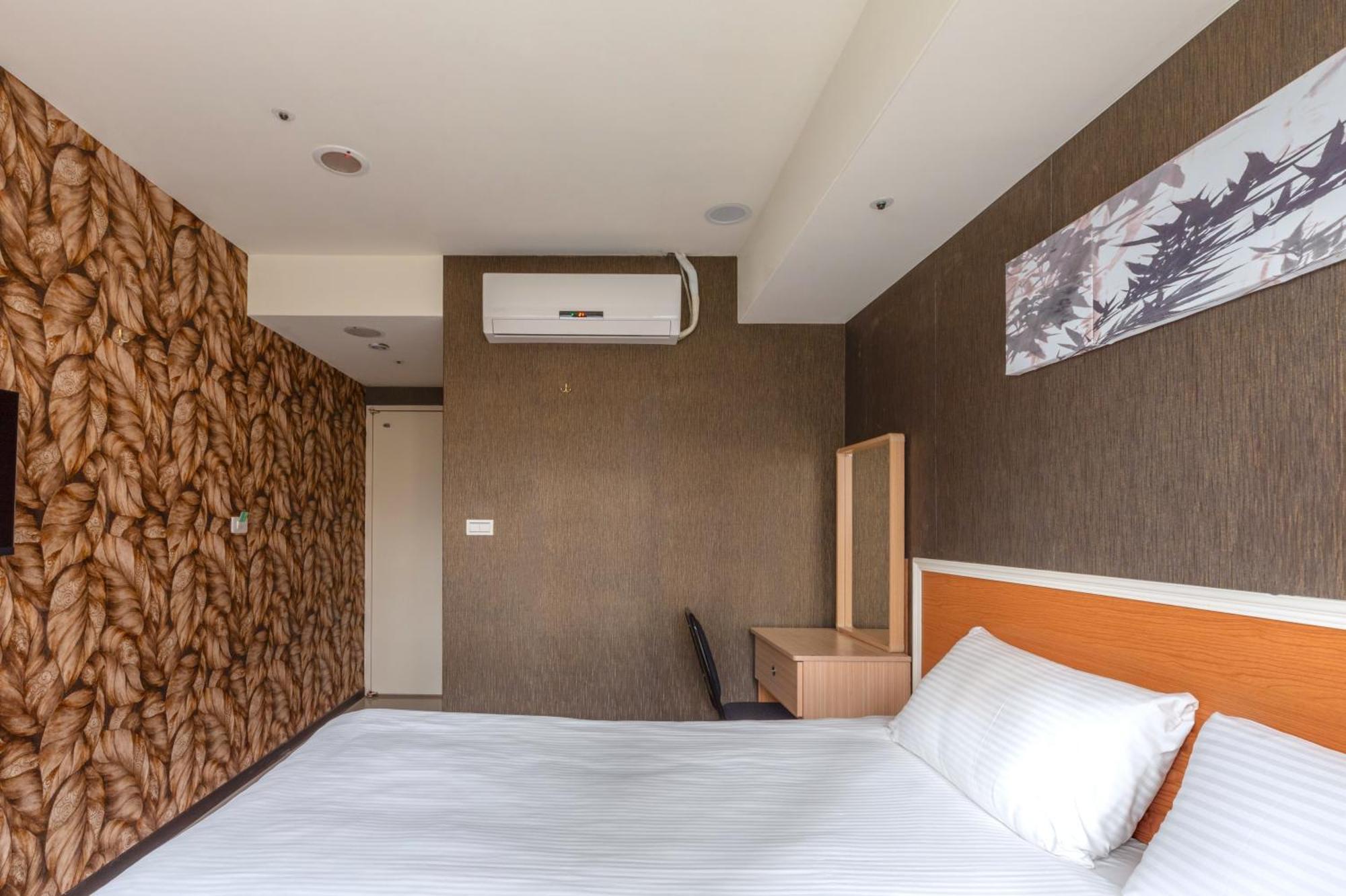 E Lim Hotel Zhongli Extérieur photo